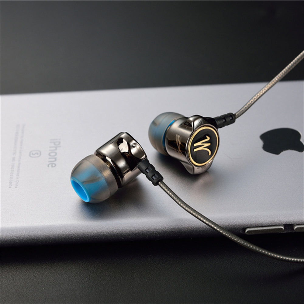 Heavy Bass Metal In-Ear Earphones with Built-In Microphone
